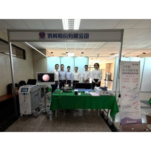 LINE_ALBUM_子宮鏡醫學會參展照片_260817_3_000.jpg